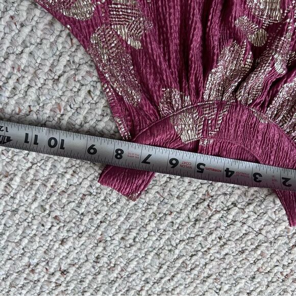 Feather Bone by Anthropologie Dusty Pink Crepe Sleeveless Top - Picture 10 of 10